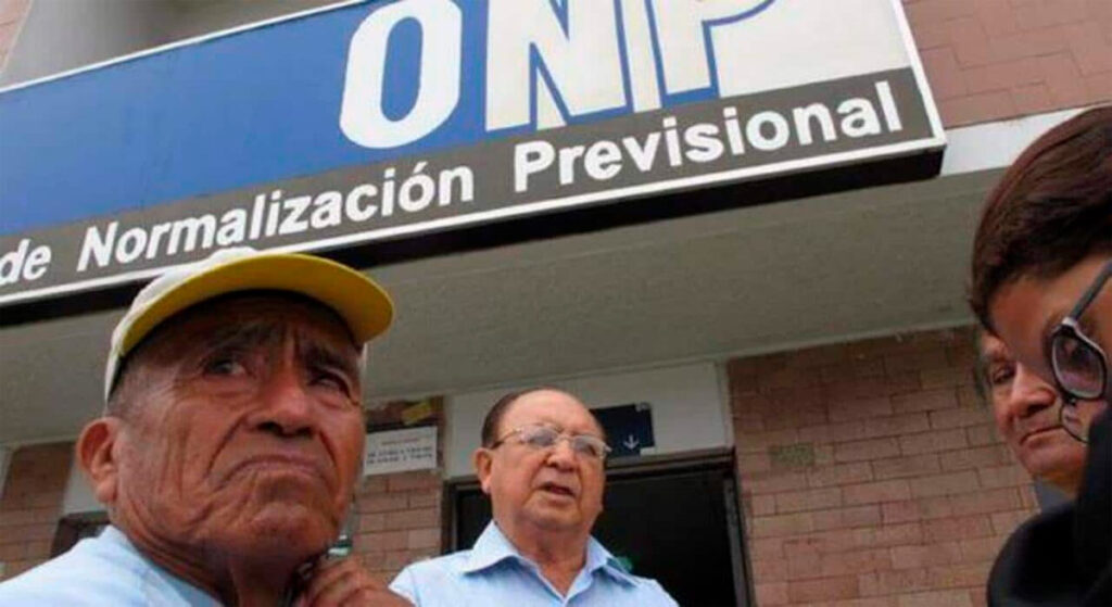 ONP: presentan proyecto de ley para que pensión mínima sea 930 soles