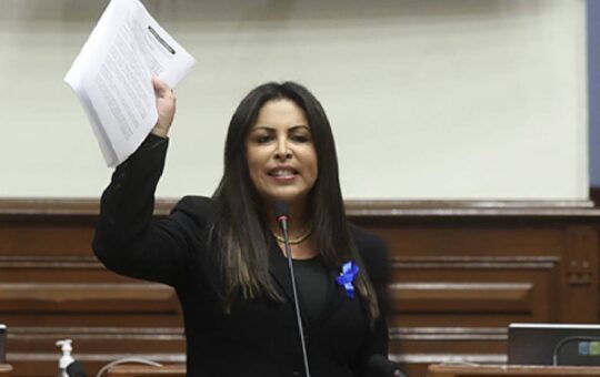 Patricia Chirinos