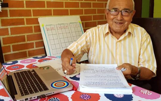 Bono para docentes y administrativos