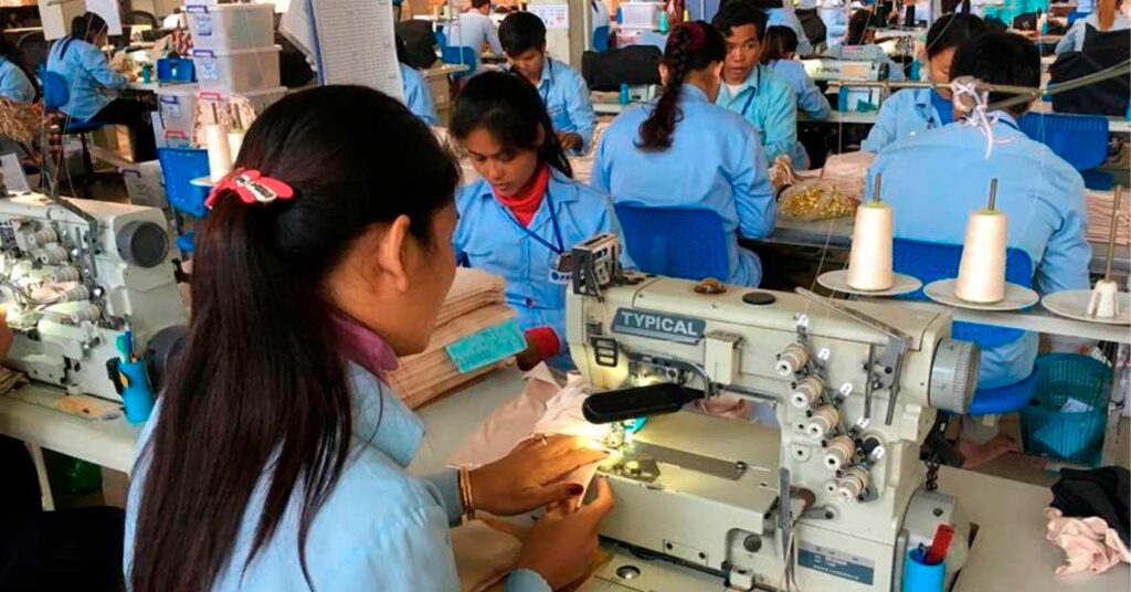 MINEDU: Alumnos de 4° y 5° ahora recibirán educación técnica