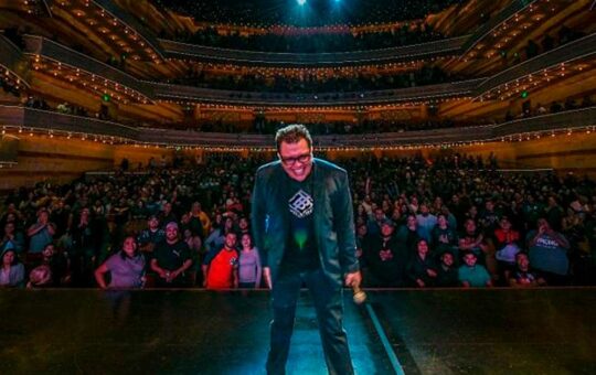 FRANCO ESCAMILLA: Comediante llega al Perú con su exitoso show “Gaby”