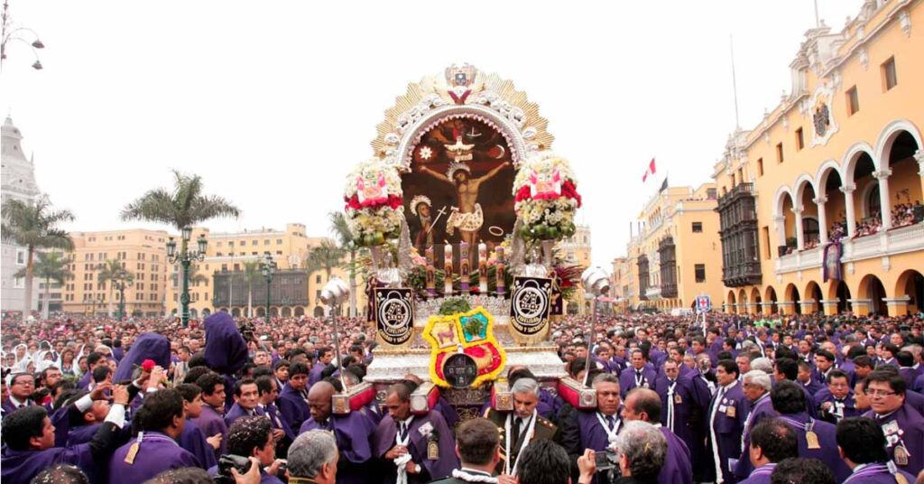 Procesión del señor de los milagros 2022