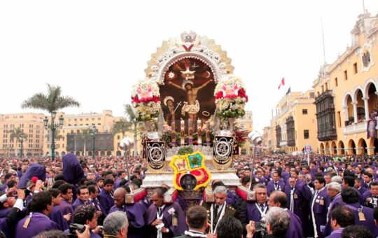 Procesión del señor de los milagros 2022